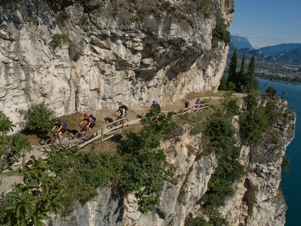Mountain Bike sul Lago di Garda | Agriturismo Maso Bergot | Il vostro agriturismo sul lago di Garda, ad Arco, in Trentino.